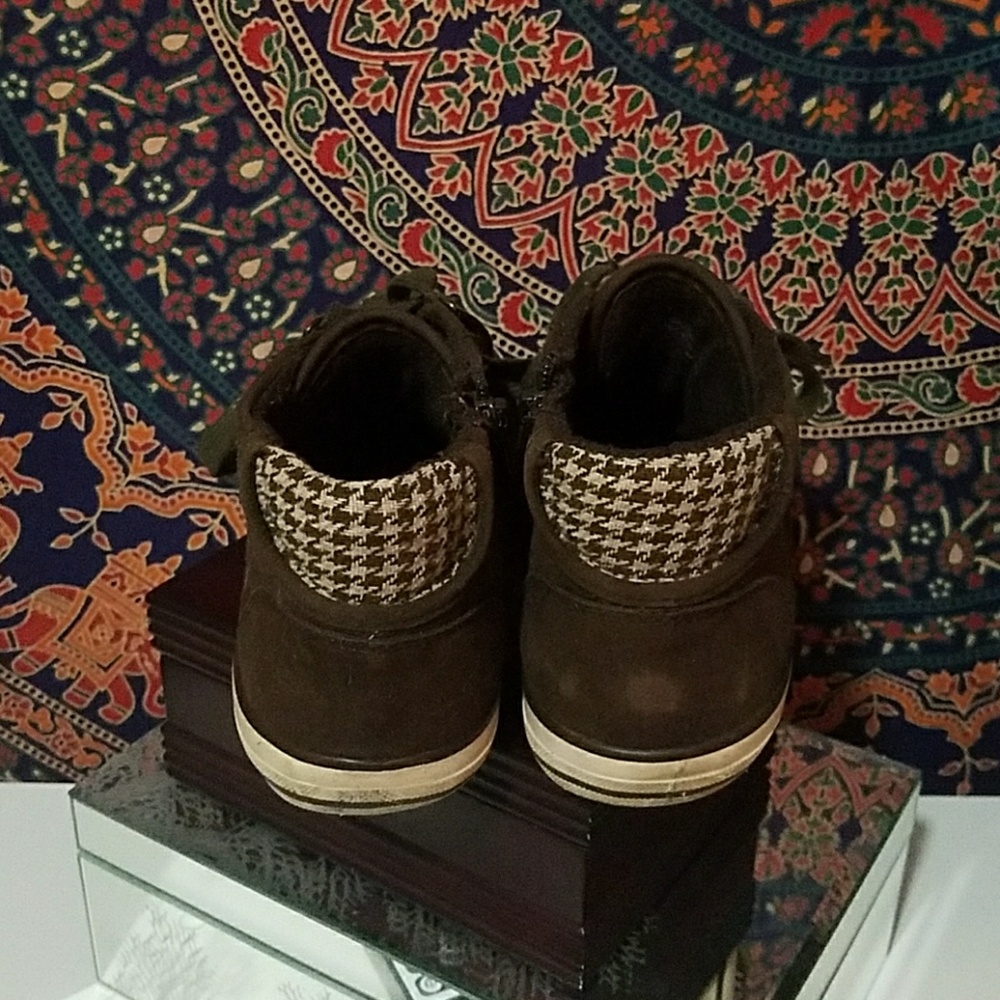 Size 10 Aldo casual tennis shoes - Picture 5 of 5